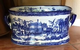 Three Hands Corp Heavy Blue and White Pot