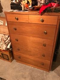 CHEST OF DRAWERS