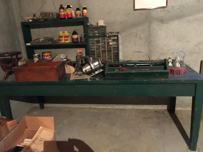 WORK BENCH AND SMALL TOOLS