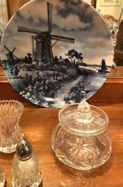 DELFT BLAUW PLATE AND CRYSTAL