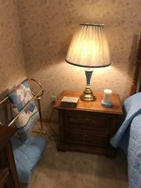 VINTAGE STANLEY BEDROOM SET INCLUDES A DRESSER WITH FOLDING MIRROR, ARMOIRE AND END TABLES