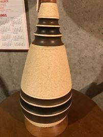 MID-CENTURY LAMP