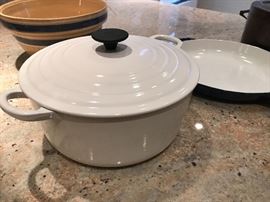 La Creuset 9 quart Dutch oven, gently used