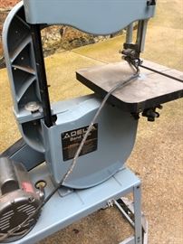 DELTA BAND SAW