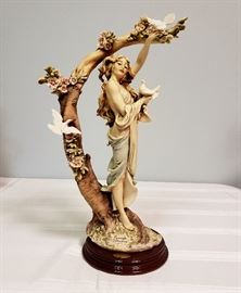 Giuseppe Armani "Young Lady with Doves" #499