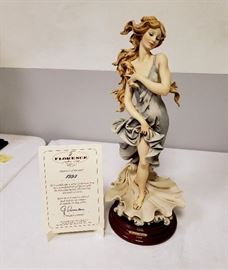 1993 Giuseppe Armani Collector Society - "Venus" #881 - includes Certificate of Authenticty