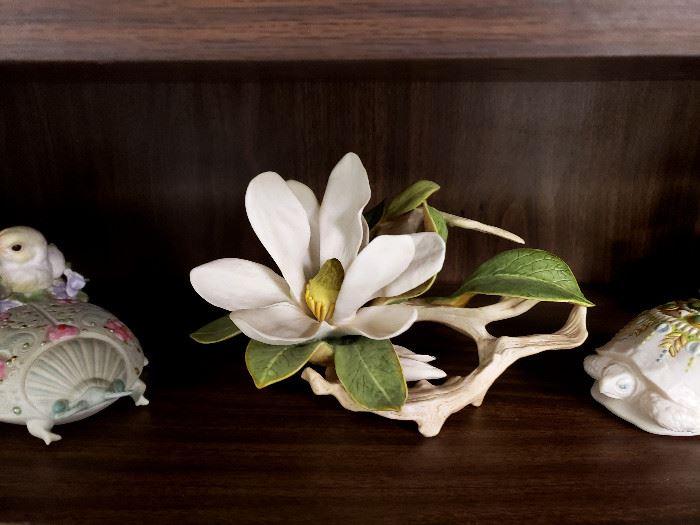 Cybis "Magnolia"