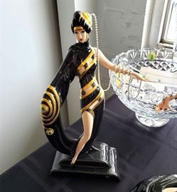 Franklin Mint - House of Erté "Pearls and Emeralds" limited edition porcelain figurine