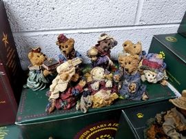 Boyds Bears nativity scene
