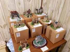 Large collection of JP Editions miniature models of castles and other historic buildings - most are with the original boxes