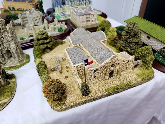 Fraser Creations - The American Landmark Collection - "The Alamo"