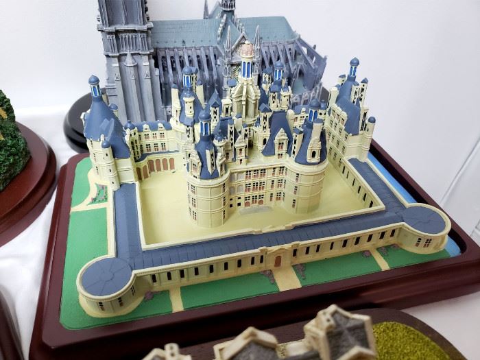 Lenox - Great Castles of the World - "Chateau de Chambord"