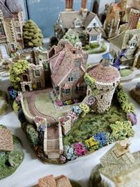 Lilliput Lane "Scotney Castle Garden" limited edition