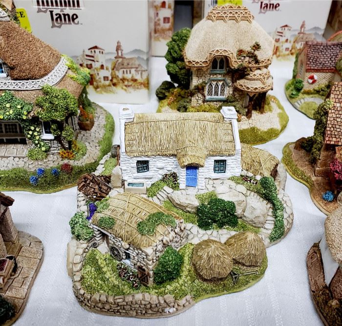 Lilliput Lane - Irish Collection - "Ballykerne Croft"