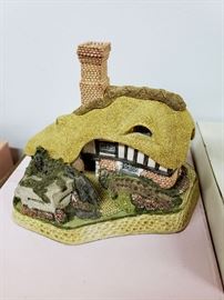 David Winter Collector's Guild "Home Guard"