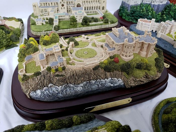 Fraser Creations - The British Heritage Souvenir Collection - "Culzean Castle"