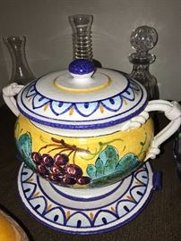 SUGAR BOWL WITH LID