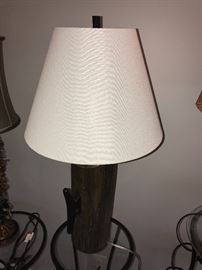 LARGE TABLE LAMP
