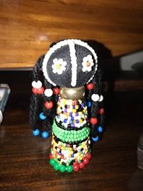 HAND MADE VINTAGE NDEBELE BEADED DOLL LINGA KOBA ART HAND MADE S. AFRICA