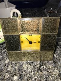 TABLE CLOCK