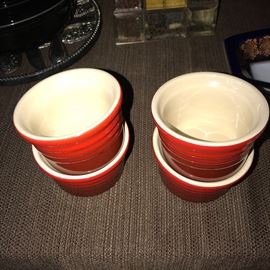 LE CREUSET RED RIBBED RAMEKIN CUSTURD CUPS