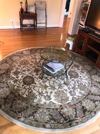 LARGE ROUND AREA RUG