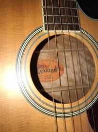 CRAFTER GUITAR W/CASE