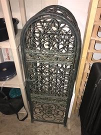 LARGE METAL WINE RACK