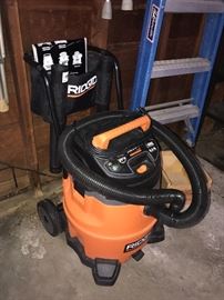 RIDGE SHOPVAC 