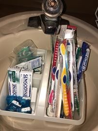 TOOTHBRUSHES, TOOTHPASTE