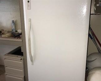 KENMORE UPRIGHT FREEZER