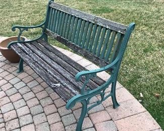 OUTDOOR BENCH