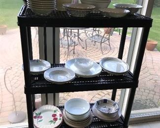 DINNERWARE & DISHWARE