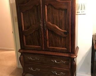 Armoire Chest of drawers. 