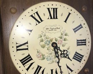 VINTAGE NEW ENGLAND CLOCK COMPANY WALL CLOCK 
