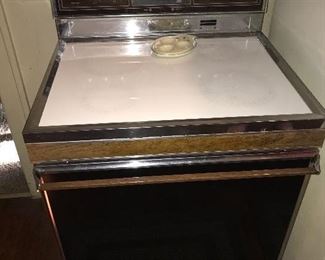 VINTAGE RANGE/OVEN