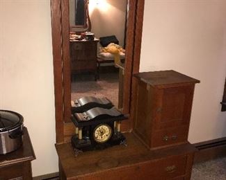 ANTIQUE COUNTRY PRIMITIVE DRESSER WITH MIRROR