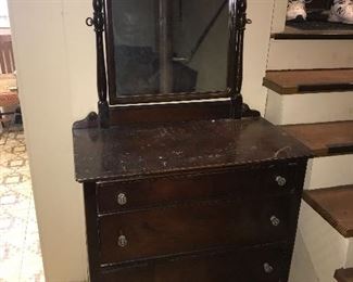 ANTIQUE DRESSER WITH MIRROR