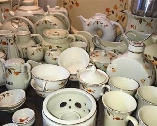 HUGE COLLECTION OF VINTAGE HALL'S AUTUMN LEAVES DINNERWARE