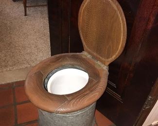 ANTIQUE BUCKET STYLE PORTABLE TOILET 