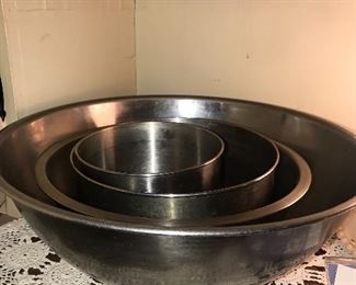 METAL MIXING BOWLS