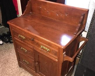 ANTIQUE EASTLAKE SIDEBOARD