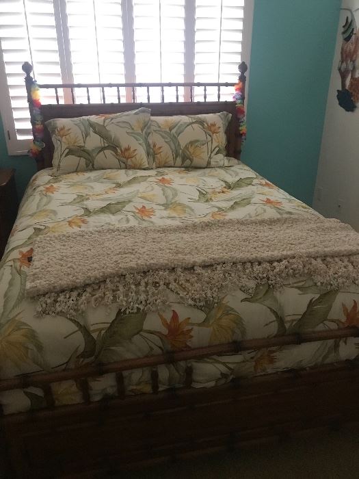 Serta Icomfort mattress and frame