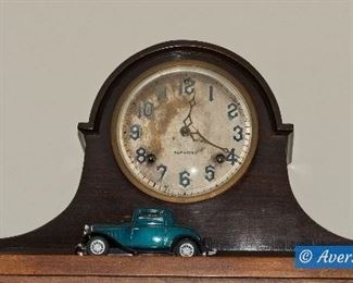 Antique Mantle Clock