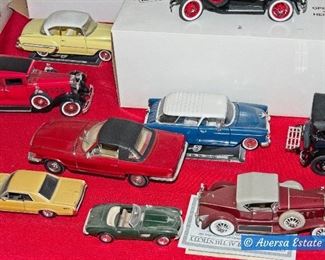 TABLES of Vintage Collector Cars