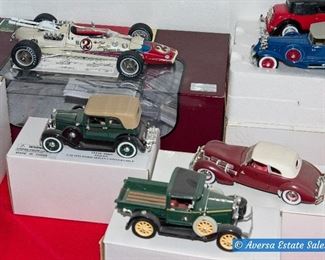 TABLES of Vintage Collector Cars