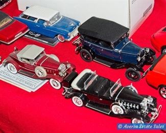 TABLES of Vintage Collector Cars