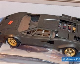 Vintage Toys - Puzzles - Games - Collector Cars
