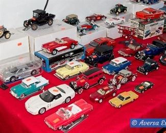 Table FULL of Collectible Cars
