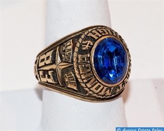 10K gold ring